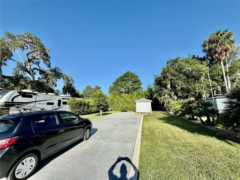 3054 NE 101st Terrace Silver Springs FL 34488