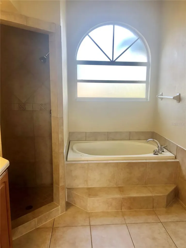 4011 72nd Avenue E Sarasota FL 34243