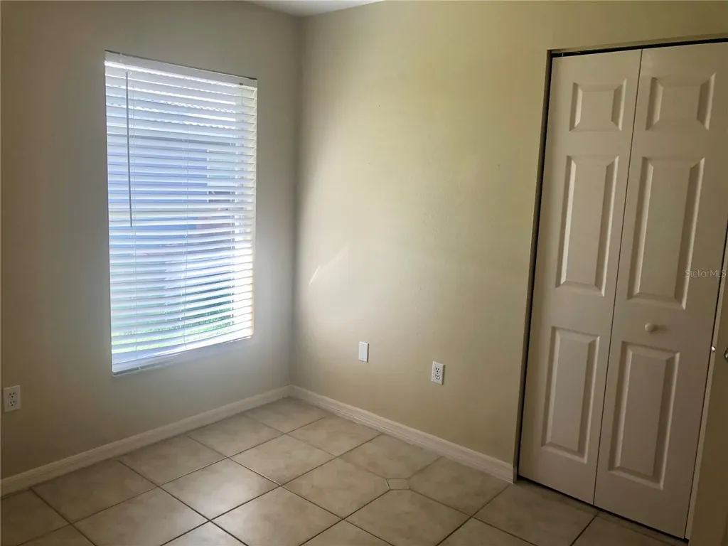 4011 72nd Avenue E Sarasota FL 34243