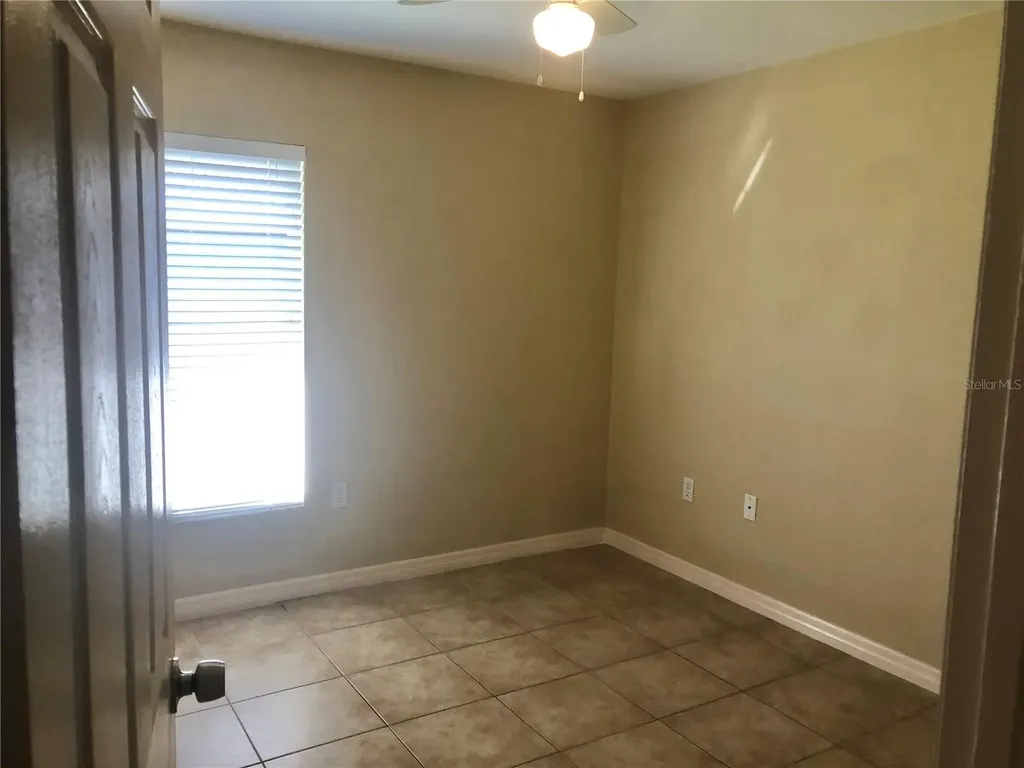 4011 72nd Avenue E Sarasota FL 34243