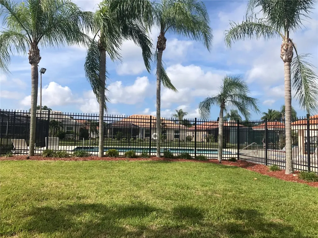 4011 72nd Avenue E Sarasota FL 34243