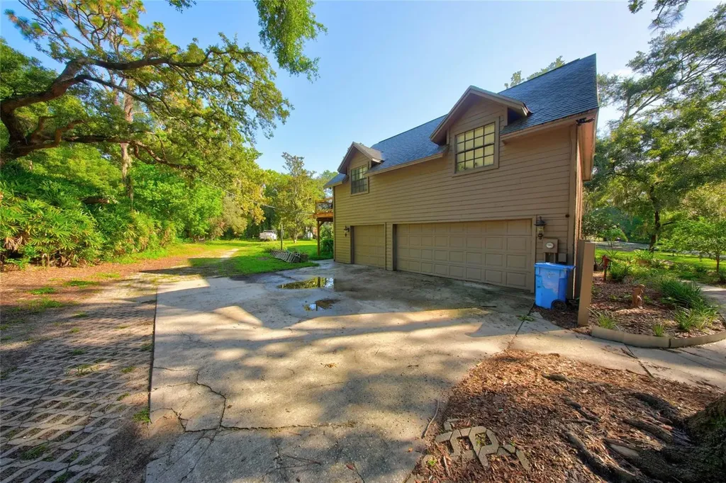 908 Oak Hollow Place Brandon FL 33510