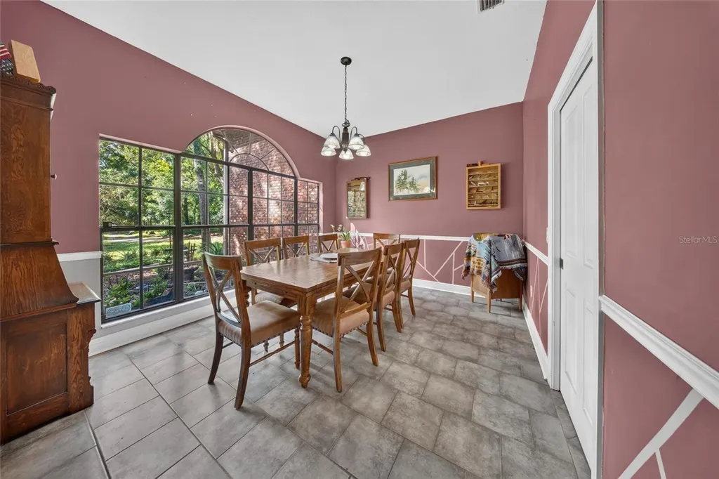 908 Oak Hollow Place Brandon FL 33510