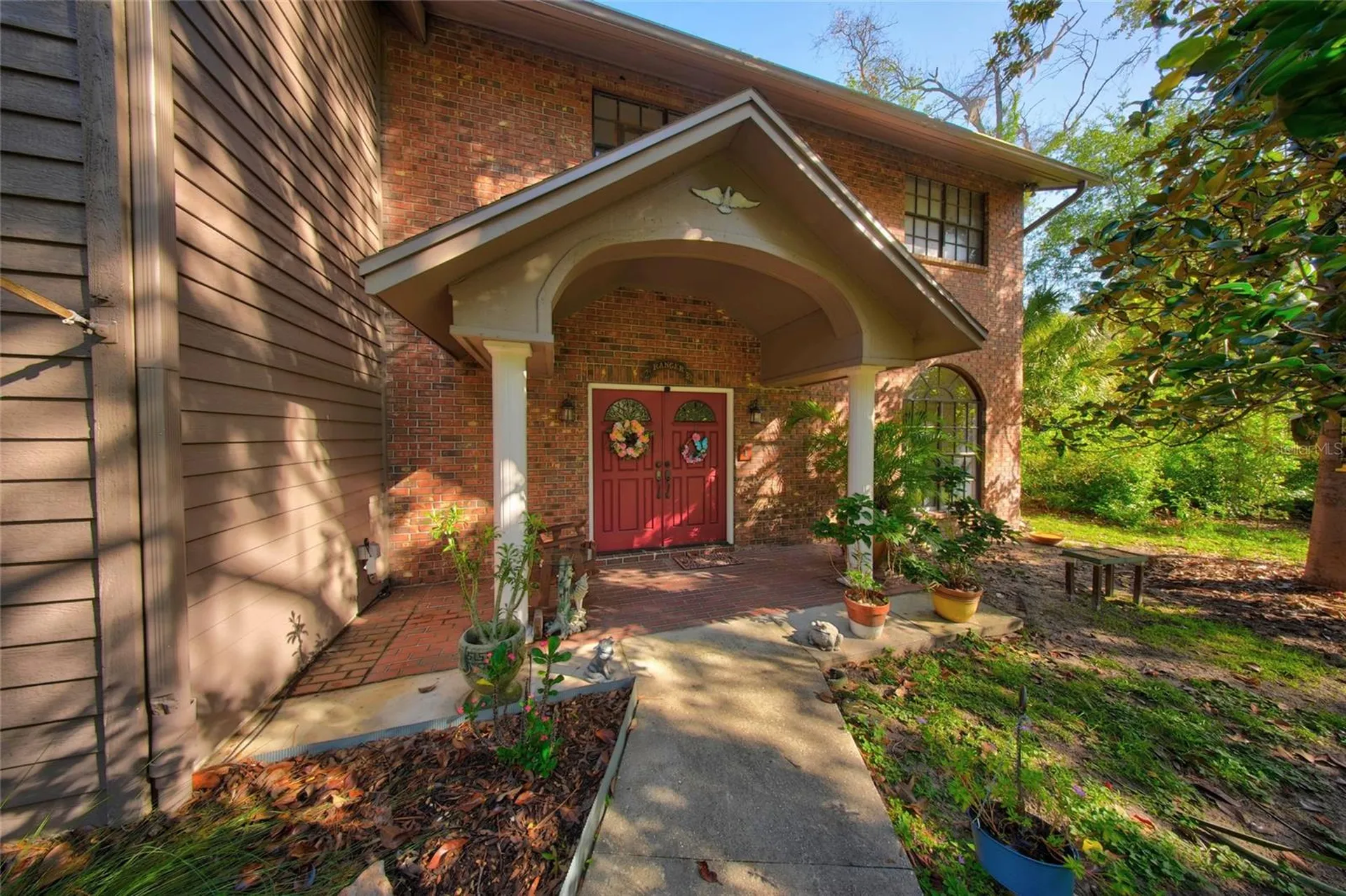 908 Oak Hollow Place Brandon FL 33510