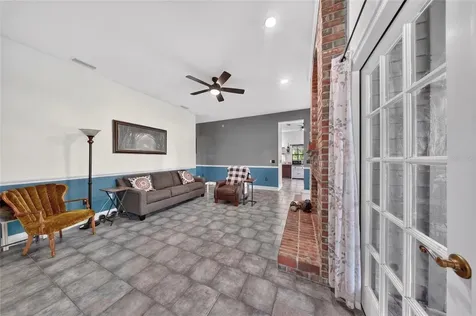 908 Oak Hollow Place Brandon FL 33510