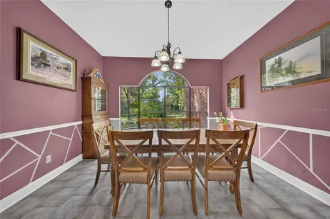 908 Oak Hollow Place Brandon FL 33510