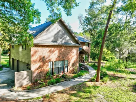 908 Oak Hollow Place Brandon FL 33510