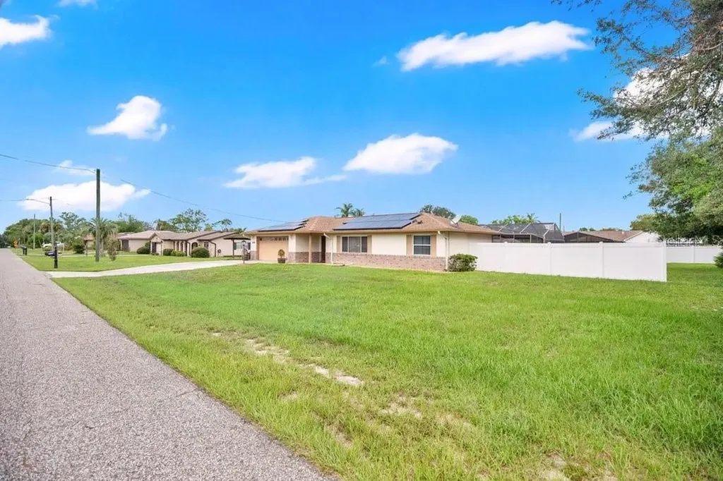 828 S Atmore Circle Deltona FL 32725