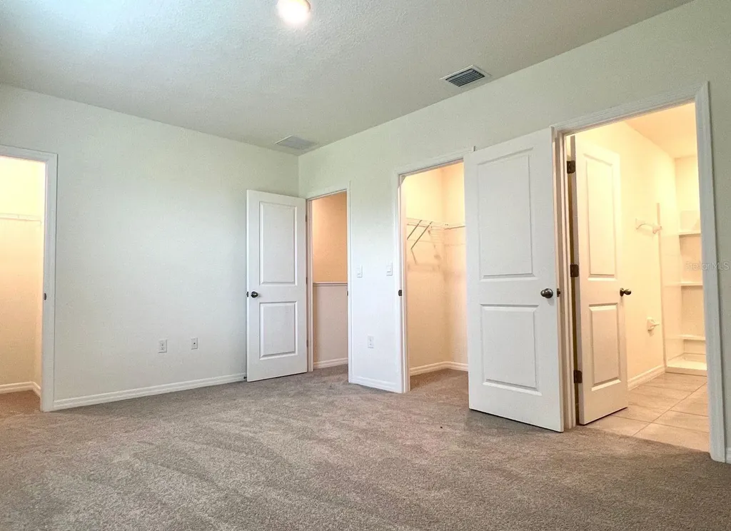 5330 Dragonfly Drive Wildwood FL 34785