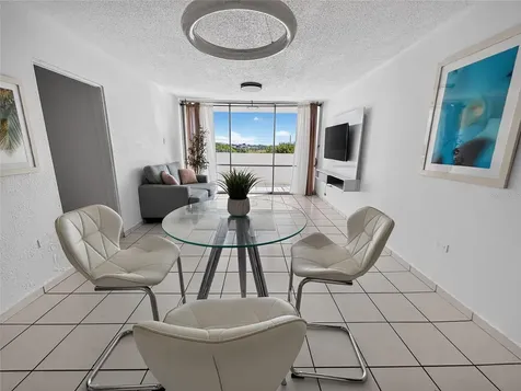 K Condominio Intersuites Carolina PR 00979