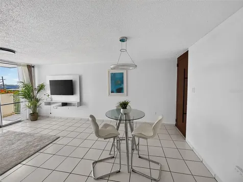 K Condominio Intersuites Carolina PR 00979