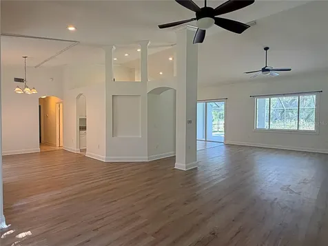 14832 Heronglen Drive Lithia FL 33547