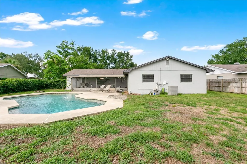 8644 Sandberry Boulevard Orlando FL 32819