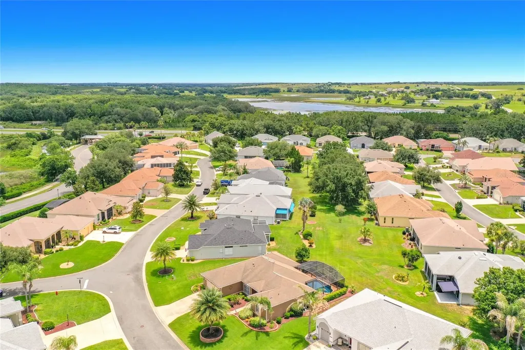 24044 Peekskill Street Leesburg FL 34748