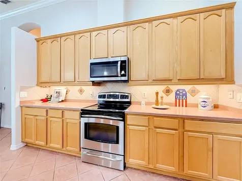 24044 Peekskill Street Leesburg FL 34748