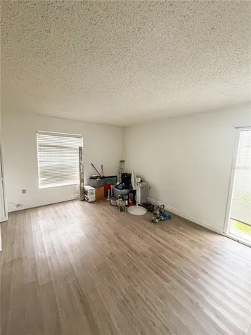 3850 N Lake Drive Tampa FL 33614