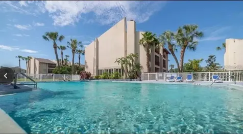 3850 N Lake Drive Tampa FL 33614