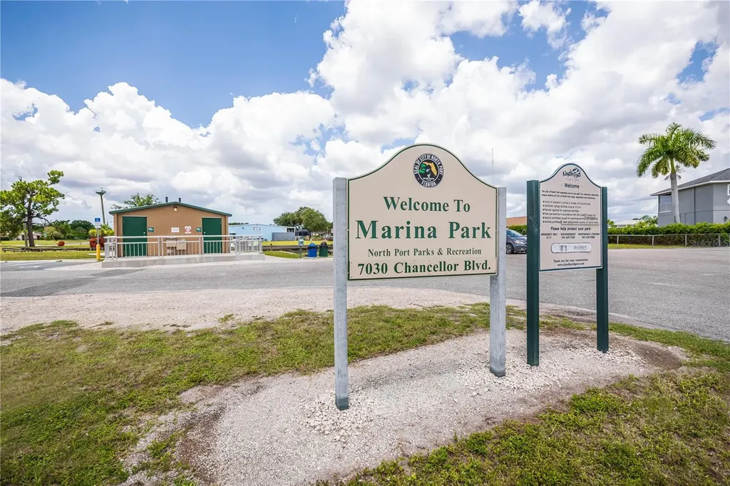 474 Hanscom Street Port Charlotte FL 33953