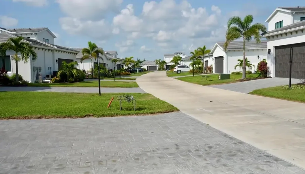 6003 Cat Claw Lane Bradenton FL 34210