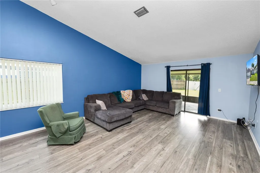 2009 Helm Lane Valrico FL 33594