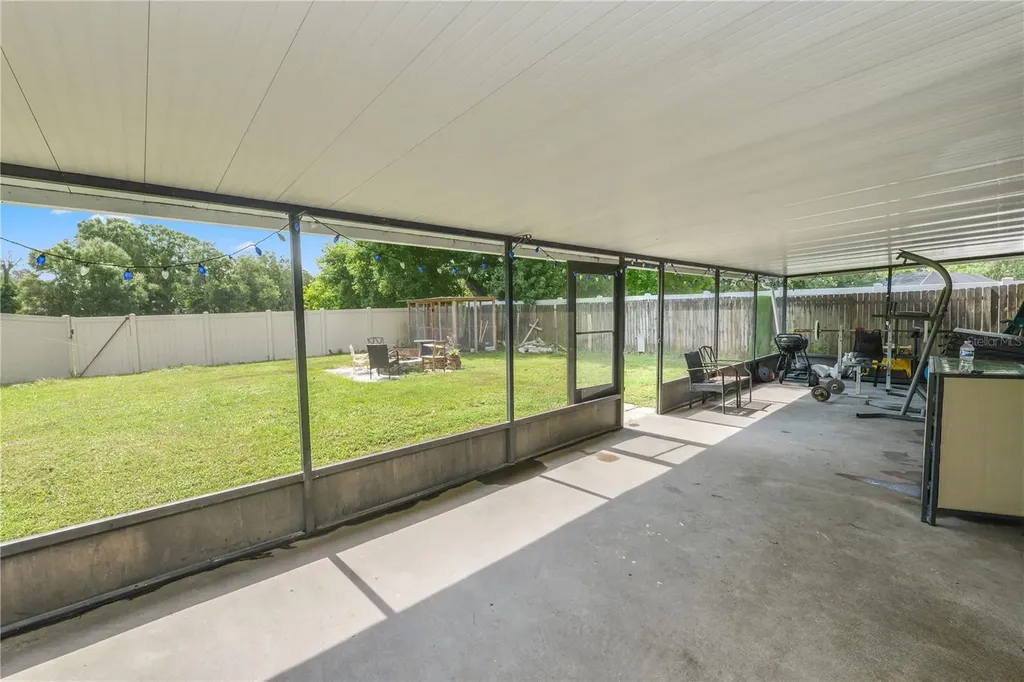 2009 Helm Lane Valrico FL 33594