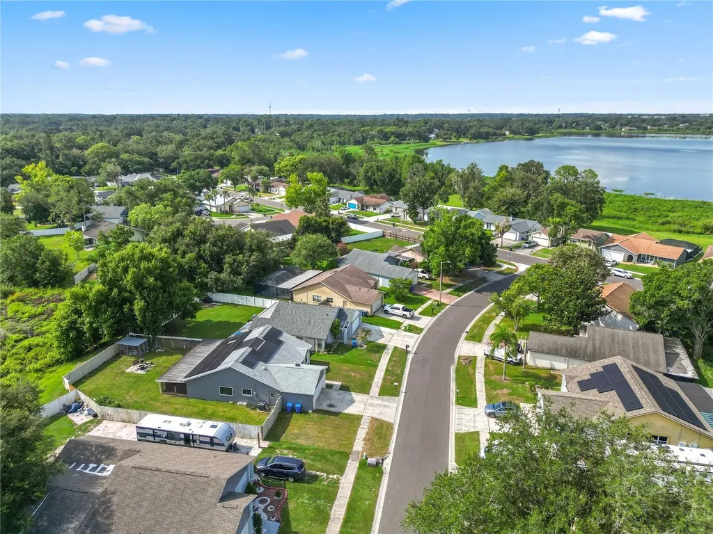 2009 Helm Lane Valrico FL 33594