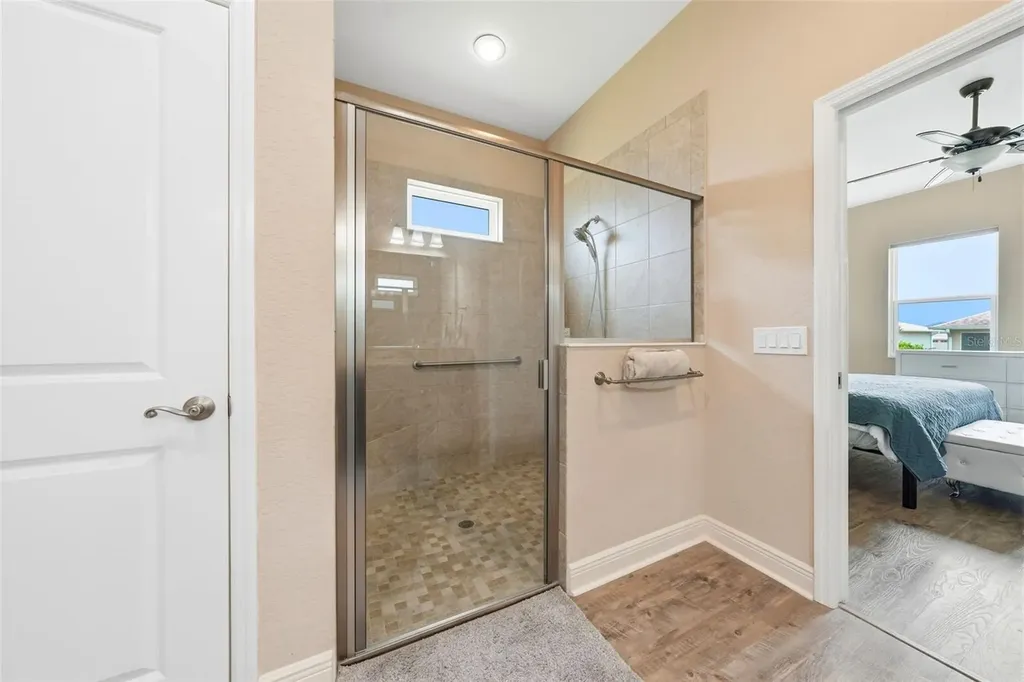 5011 Belted Kingfisher Drive Oxford FL 34484