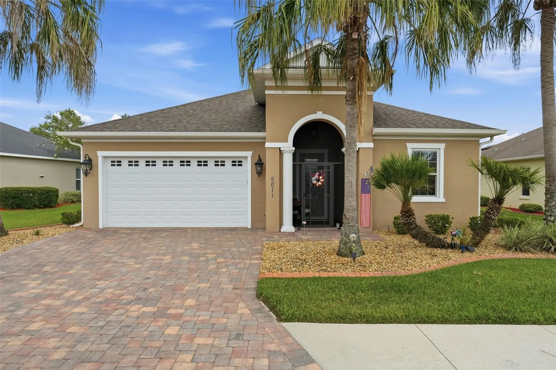 5011 Belted Kingfisher Drive Oxford FL 34484