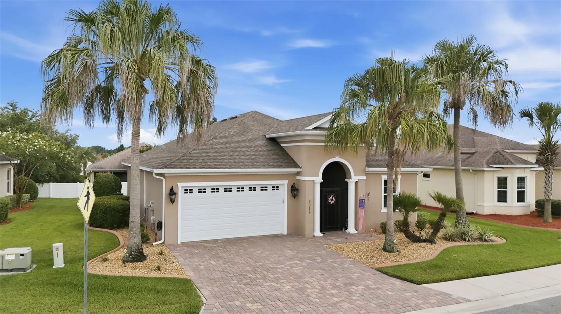 5011 Belted Kingfisher Drive Oxford FL 34484