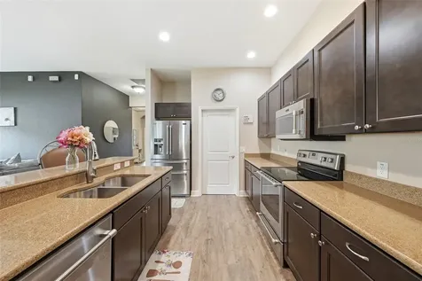 5011 Belted Kingfisher Drive Oxford FL 34484