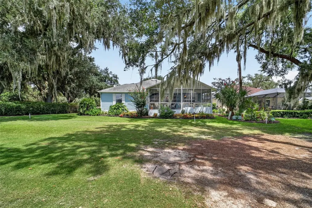 1230 Desilva Street The Villages FL 32159