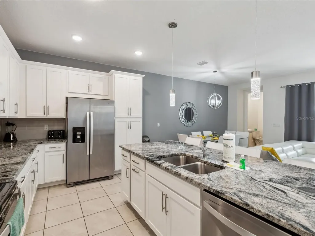 1632 Tropical Palms Circle Kissimmee FL 34747