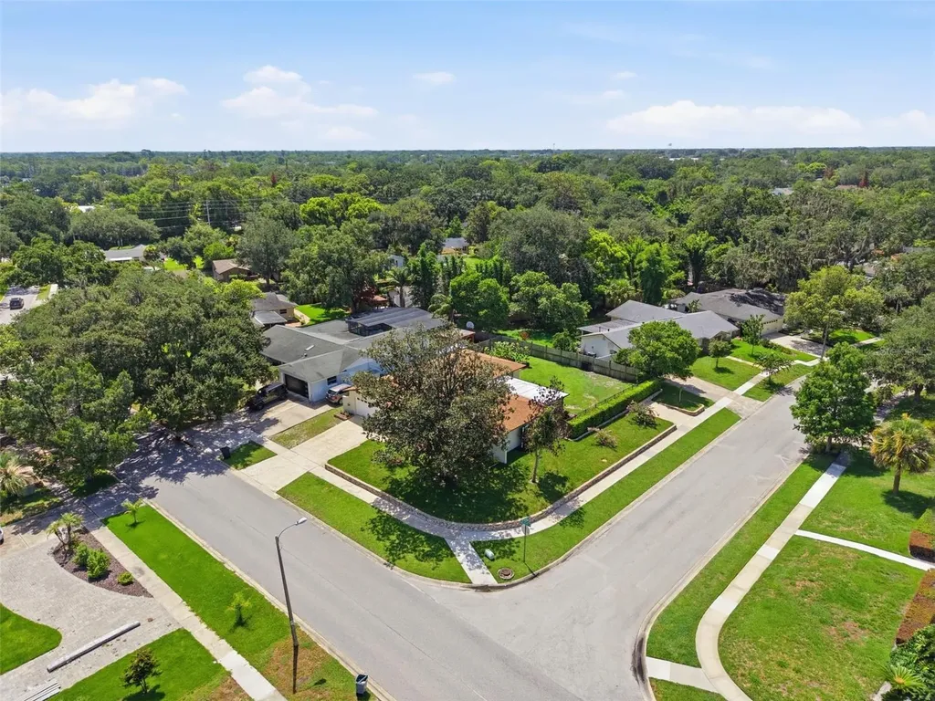 2666 Tuscarora Trail Maitland FL 32751