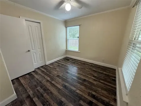 3833 Iris Street N St Petersburg FL 33703