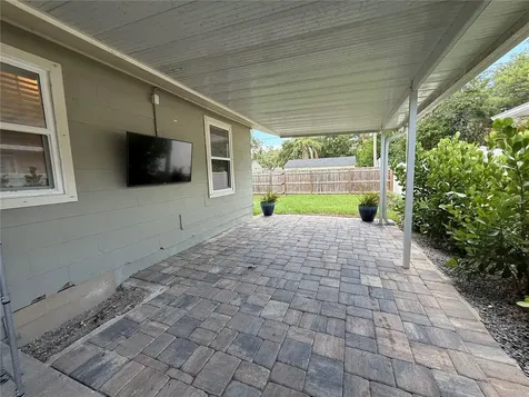 3833 Iris Street N St Petersburg FL 33703
