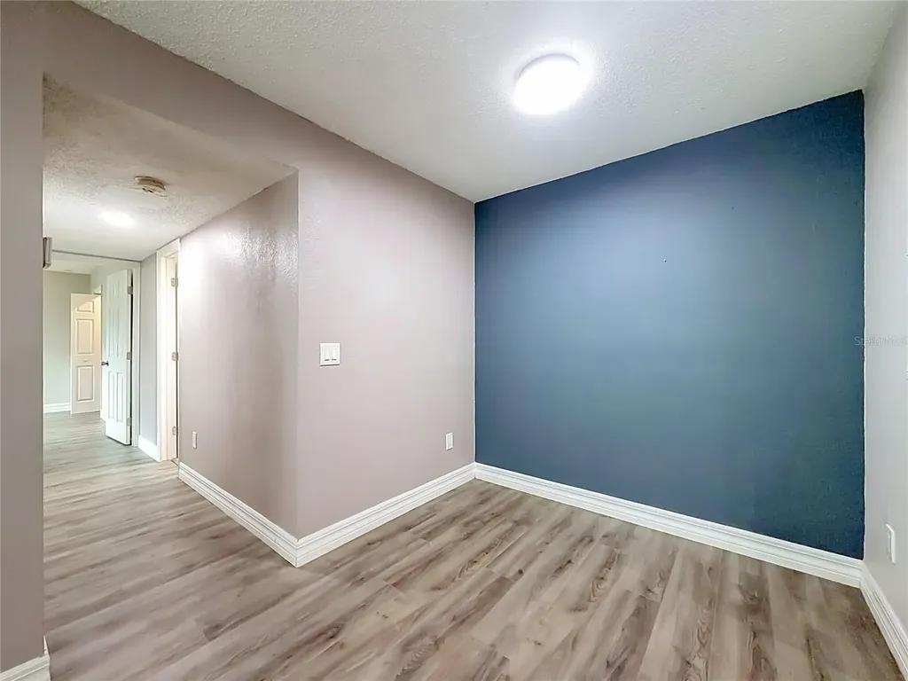 5144 Conroy Road Orlando FL 32811