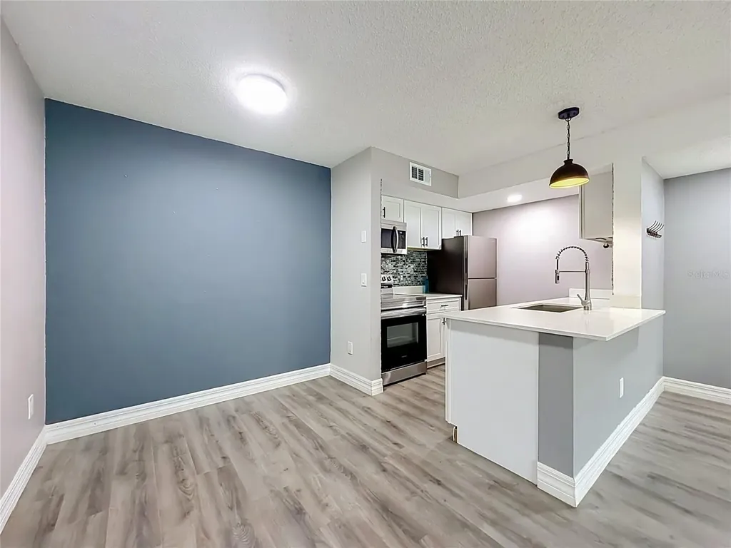 5144 Conroy Road Orlando FL 32811