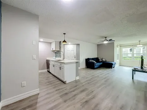 5144 Conroy Road Orlando FL 32811