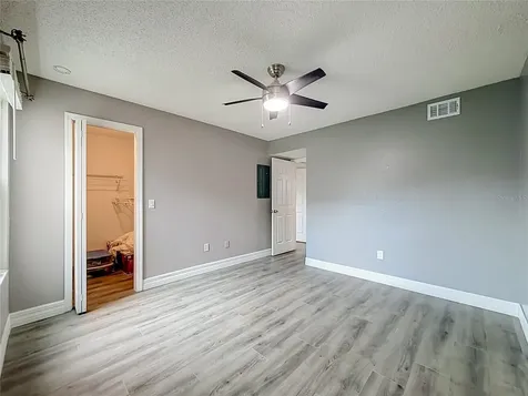 5144 Conroy Road Orlando FL 32811
