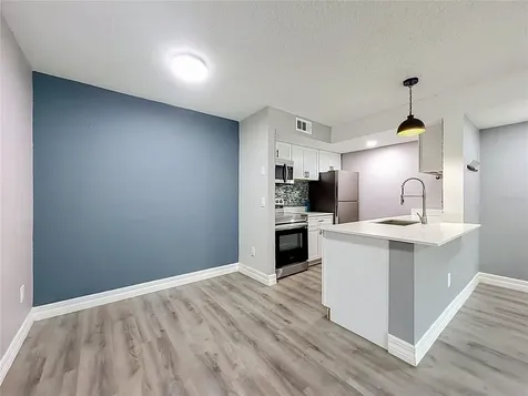 5144 Conroy Road Orlando FL 32811