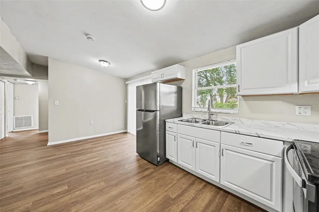4022 E Henry Avenue Tampa FL 33610