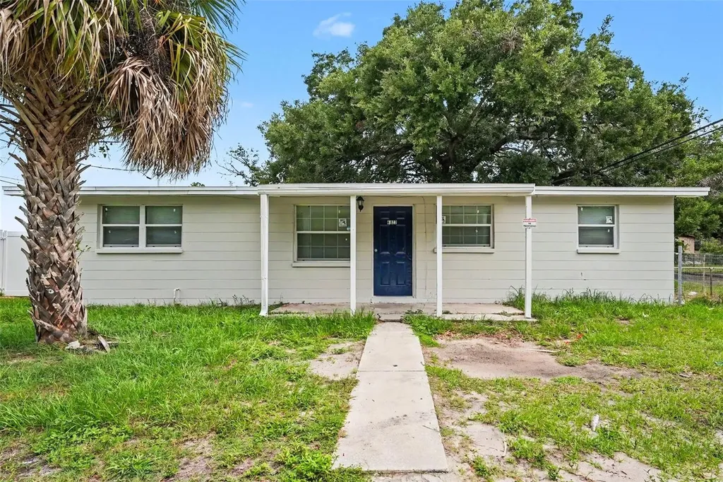 4022 E Henry Avenue Tampa FL 33610