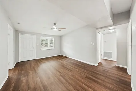 4022 E Henry Avenue Tampa FL 33610
