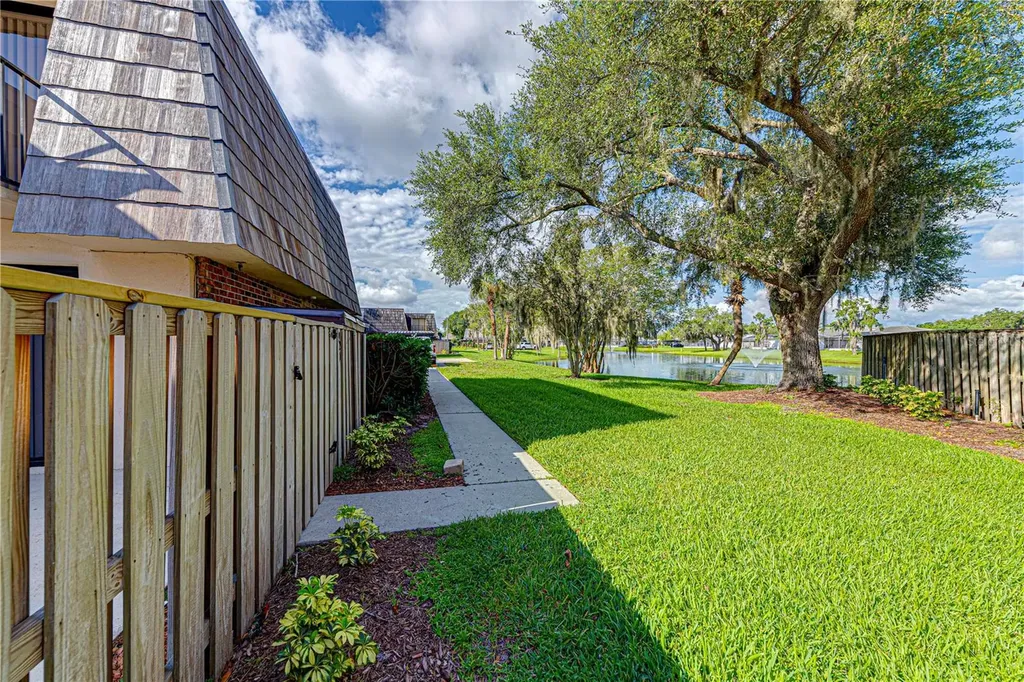 921 Royal Oak Boulevard Leesburg FL 34748