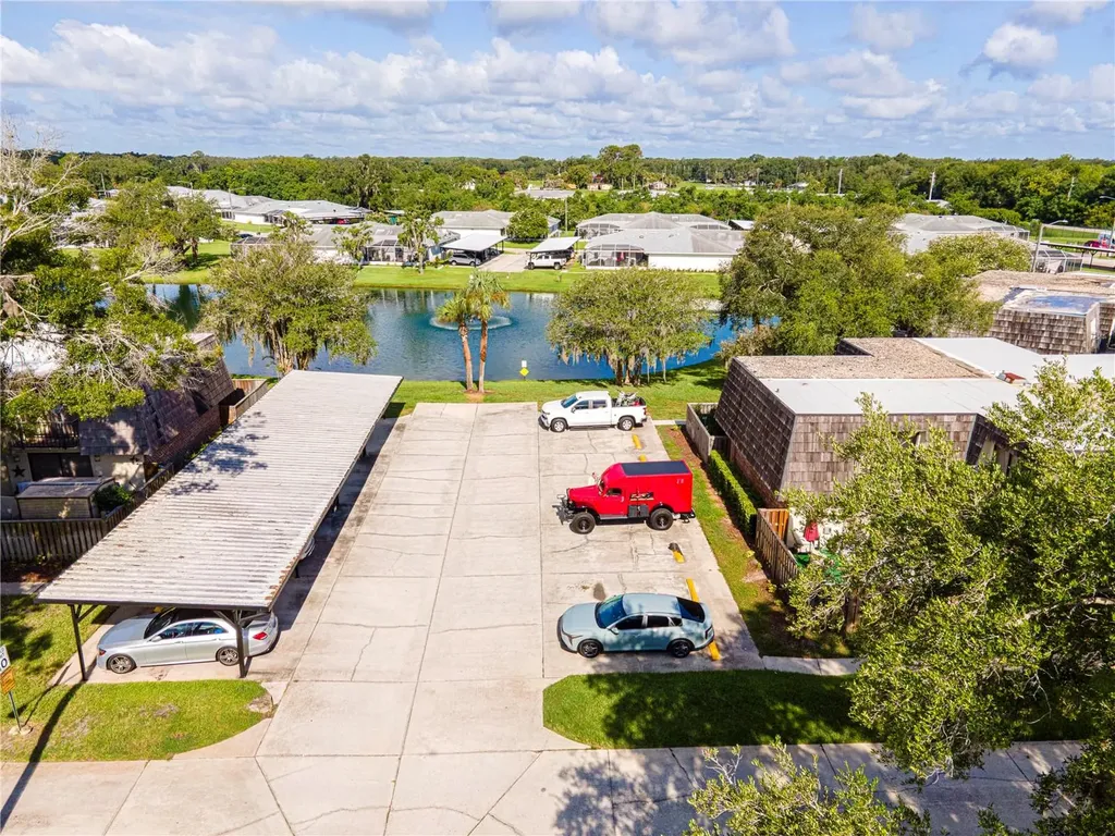 921 Royal Oak Boulevard Leesburg FL 34748