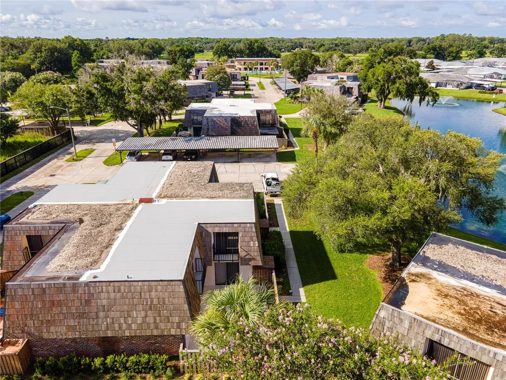 921 Royal Oak Boulevard Leesburg FL 34748