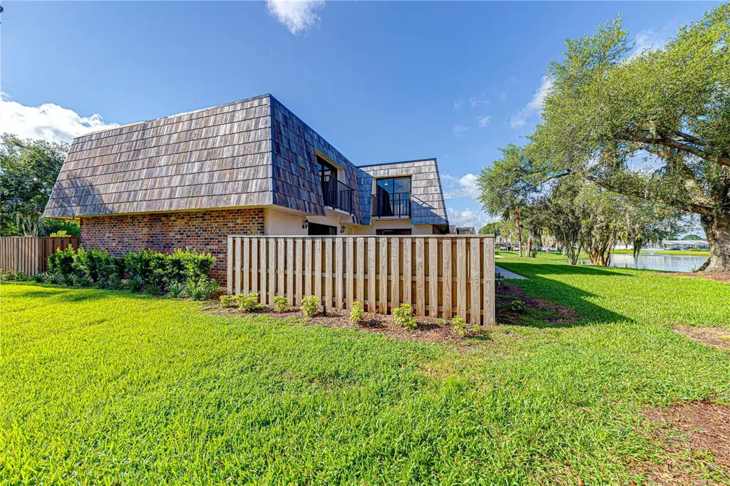 921 Royal Oak Boulevard Leesburg FL 34748
