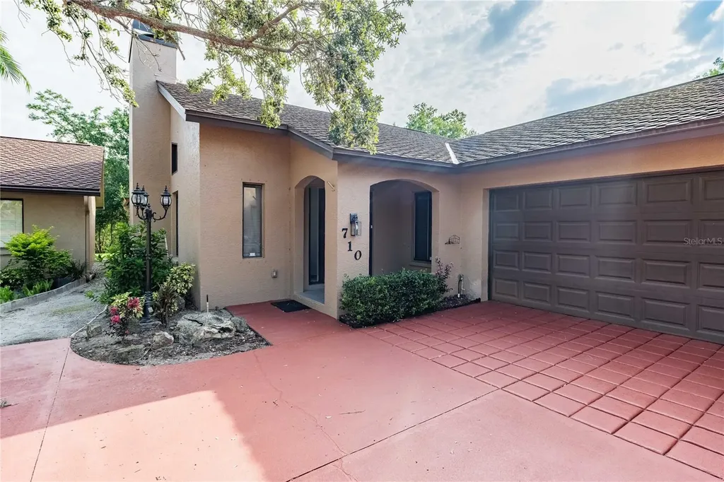 710 Loma Linda Court Brandon FL 33511