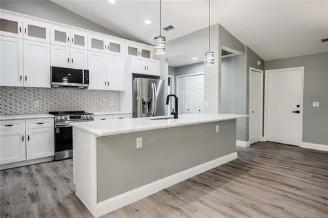710 Loma Linda Court Brandon FL 33511