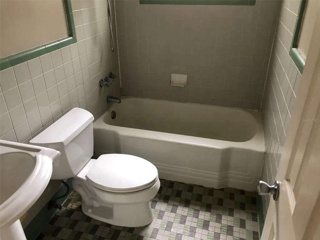 304 NW 36th Street Gainesville FL 32607